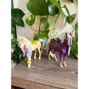 Schleich two unicorn magical figurines